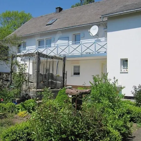 Komfortable Mit Balkon Und Blick Ins Gruene In Der Naehe Von Willingen Und Winterberg * 메데바흐